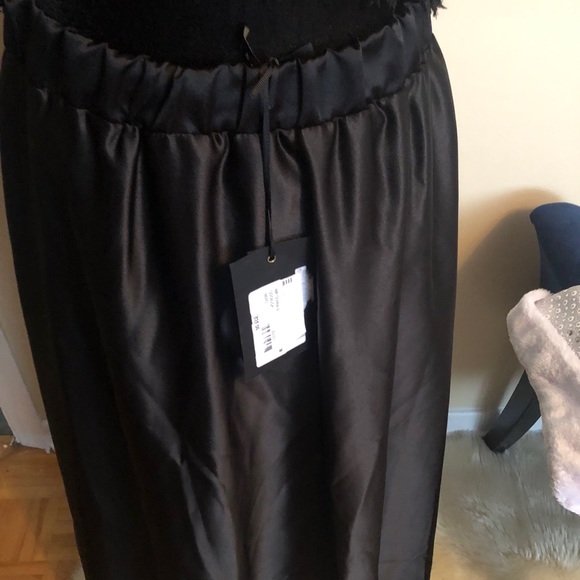IMPERIAL black satin long skirt with crystal decals size medium - Picture 10 of 12